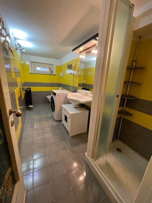 דירות פינו מורנסקו Musicians Mansion Loft מראה חיצוני תמונה